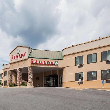 Ramada By Wyndham Newburgh/West Point Hotel Exterior photo